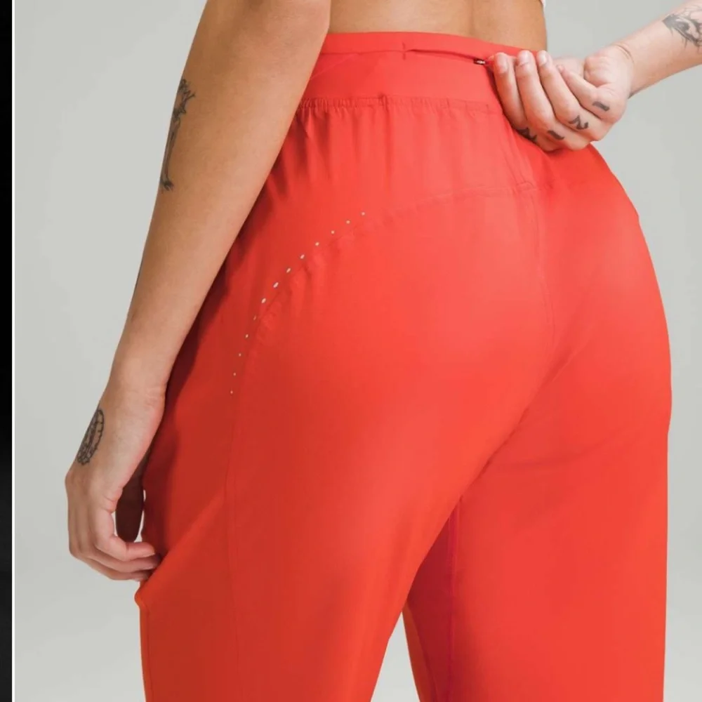 Lululemon Adapted State High-Rise Jogger *Airflow Black - Picture 7 of 11